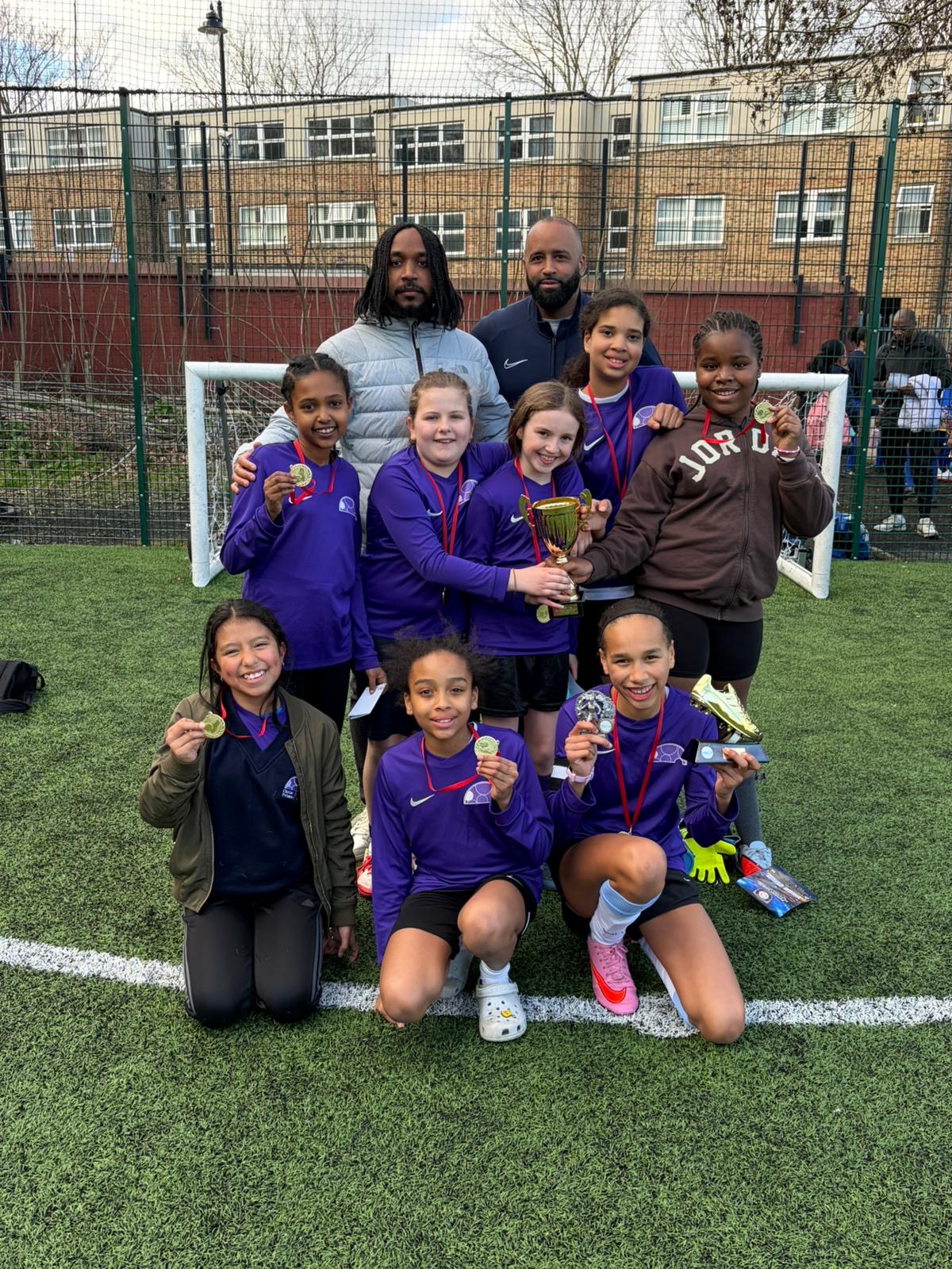 9d2e97ff-30b3-4c25-b46b-e5c3dde86ee8